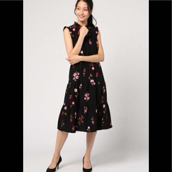 kate spade Dresses & Skirts - Kate Spade  in bloom smocked waist dress
